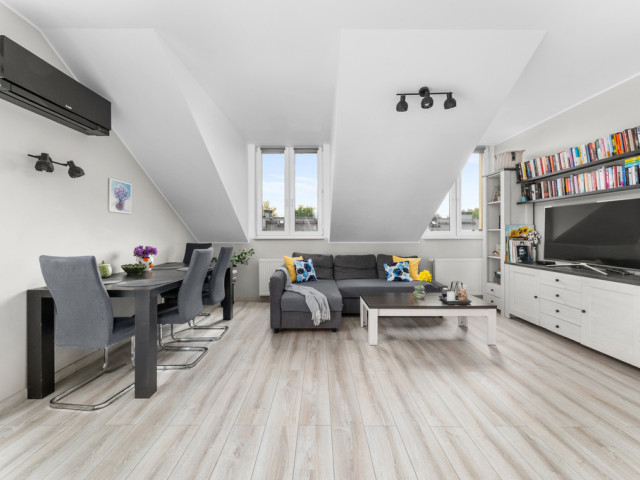 3 pokoje, taras klimatyzacja, 54m2,Bronowice